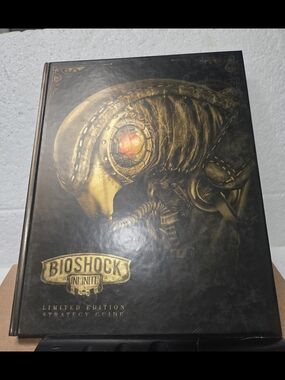 Limited Edition Strategy Guide - Black & Gold